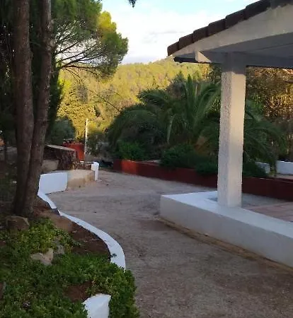 Bonita Casa Blanca En El Bosque. Villa Cordoba Exterior photo